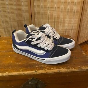 men’s knu skool vans sneakers